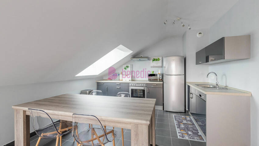 57763469f - Attribut alt par défaut.