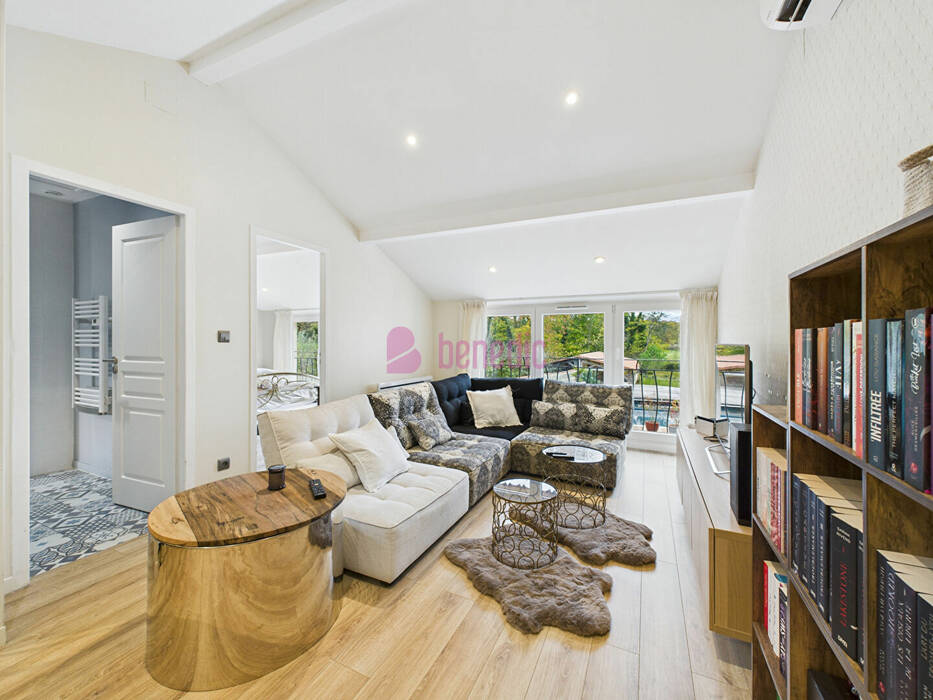 59433362u - Attribut alt par défaut.