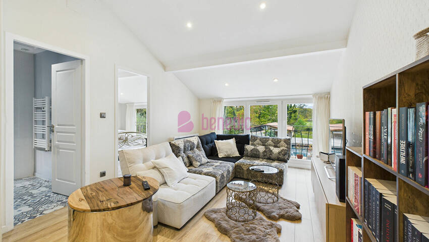 59433362u - Attribut alt par défaut.