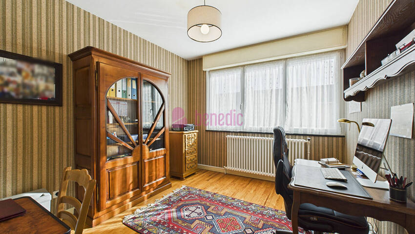 59374115h - Attribut alt par défaut.