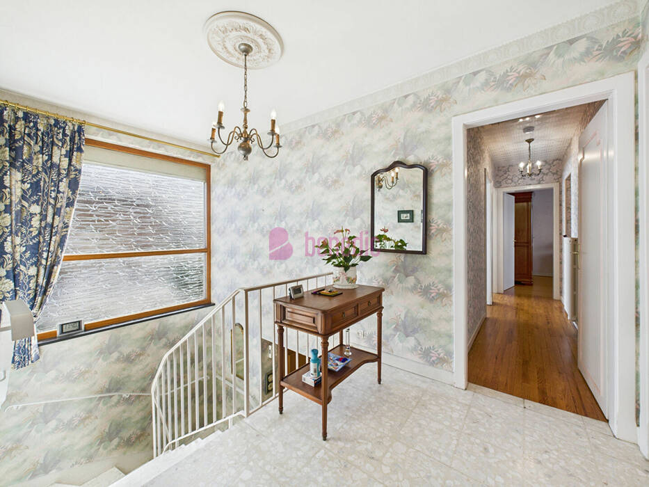 59374115m - Attribut alt par défaut.