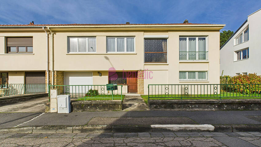 59374115o - Attribut alt par défaut.