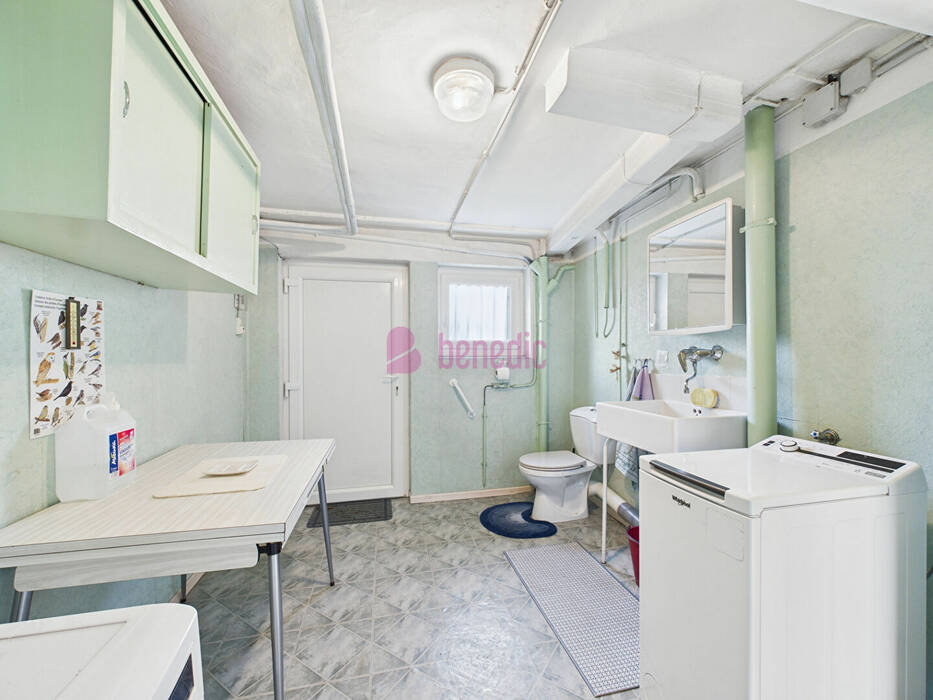 59374115u - Attribut alt par défaut.