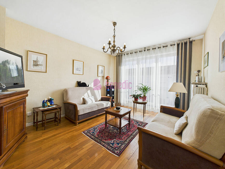 59374115w - Attribut alt par défaut.