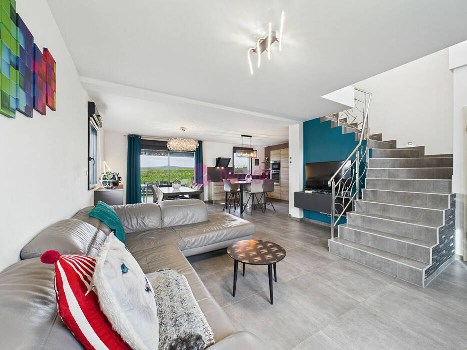 59165127f - Attribut alt par défaut.