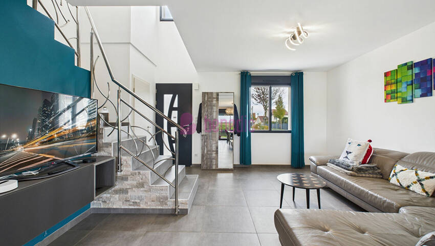 59165127g - Attribut alt par défaut.