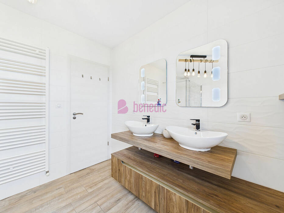 59165127k - Attribut alt par défaut.