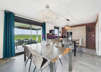 59165127a - Attribut alt par défaut.