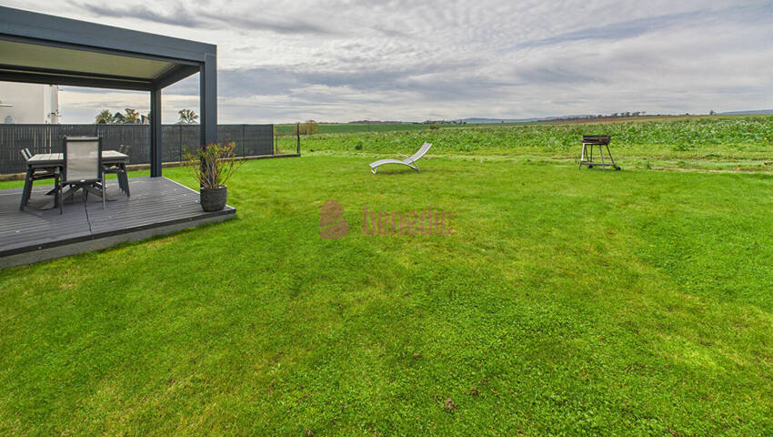 59165127m - Attribut alt par défaut.