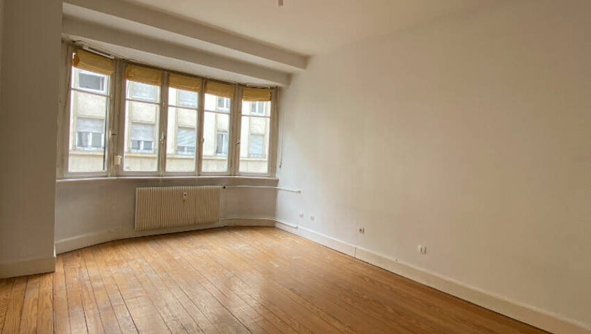 59200369a - Attribut alt par défaut.