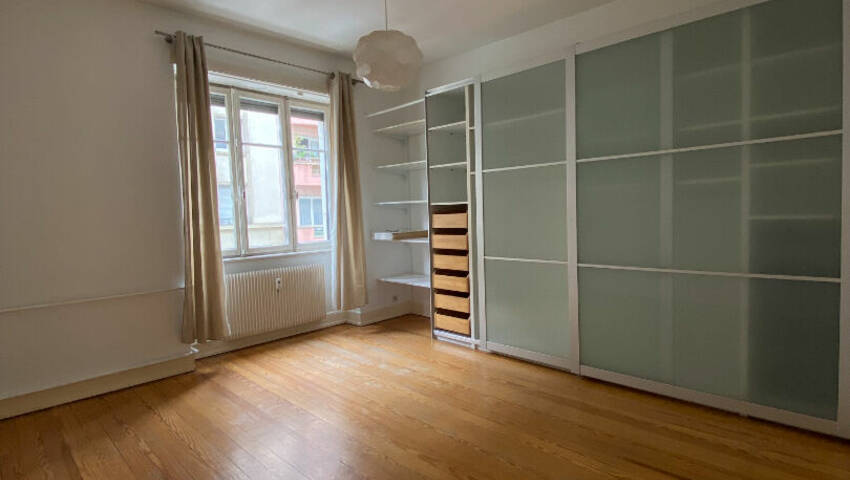 59200369d - Attribut alt par défaut.