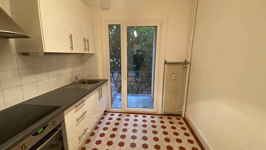 59200369b - Attribut alt par défaut.