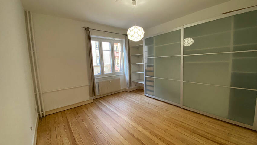 59200369c - Attribut alt par défaut.