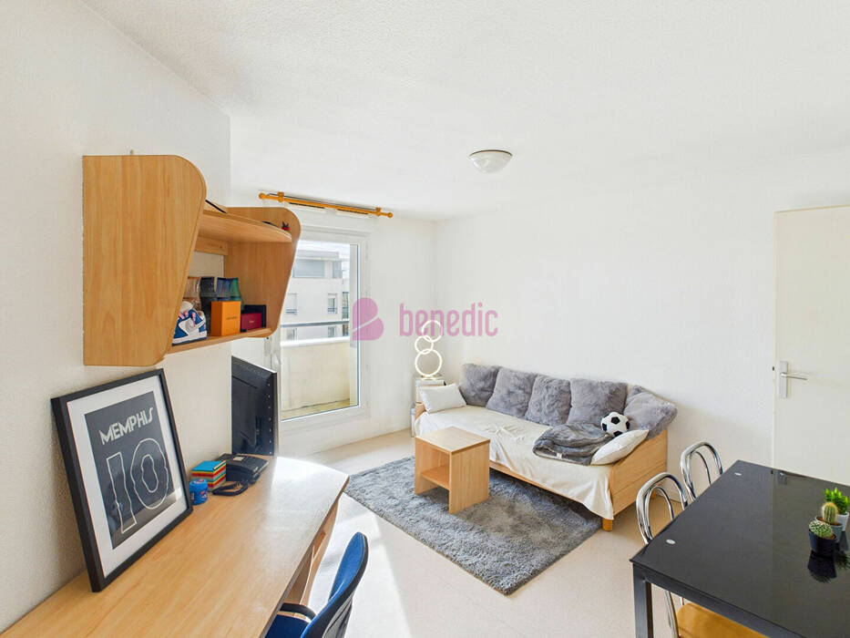 59440304d - Attribut alt par défaut.