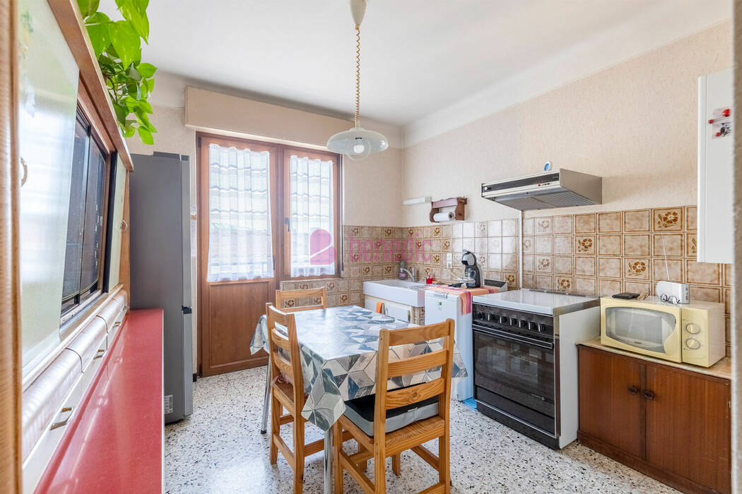 59414148g - Attribut alt par défaut.