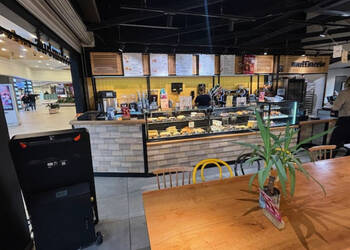 59480327b - Attribut alt par défaut.