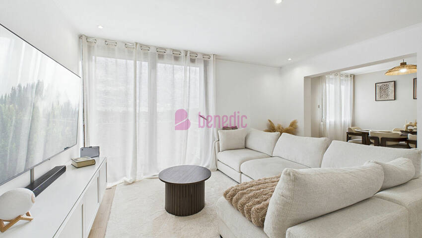 59419920d - Attribut alt par défaut.