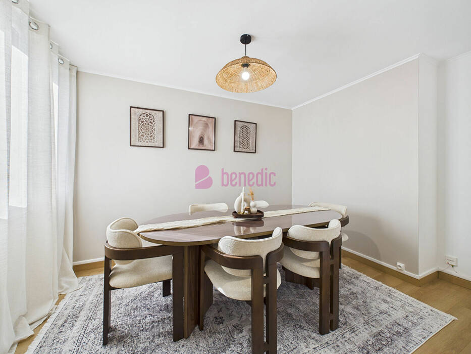 59419920g - Attribut alt par défaut.