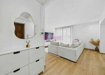 59419920b - Attribut alt par défaut.