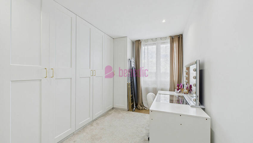 59419920j - Attribut alt par défaut.