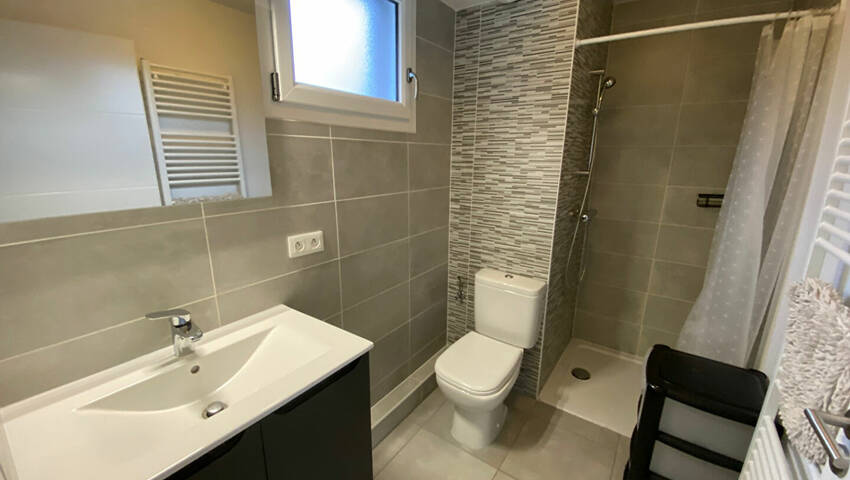 59436733f - Attribut alt par défaut.