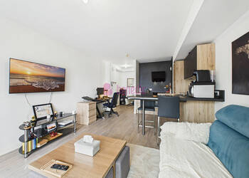 59481539c - Attribut alt par défaut.