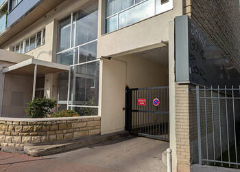 59492027a - Attribut alt par défaut.