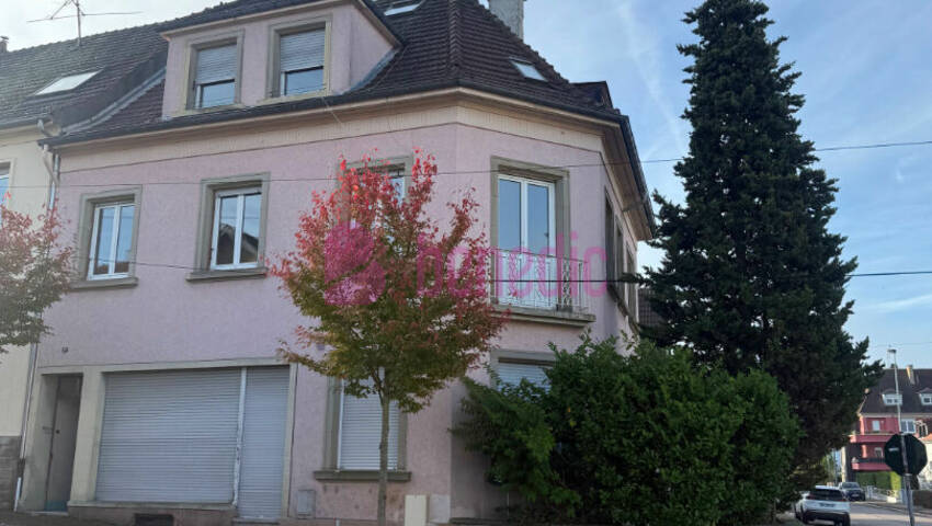 55594550a - Attribut alt par défaut.