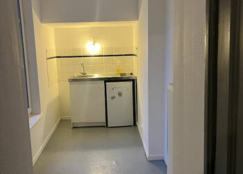 4255100b - Attribut alt par défaut.