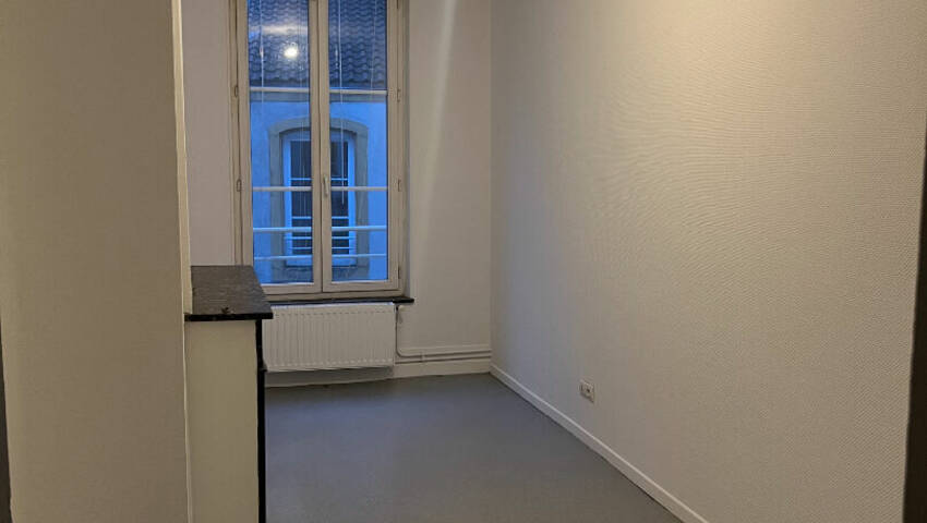 4255100h - Attribut alt par défaut.