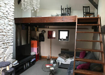 18636487b - Attribut alt par défaut.