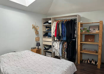 18636487b - Attribut alt par défaut.