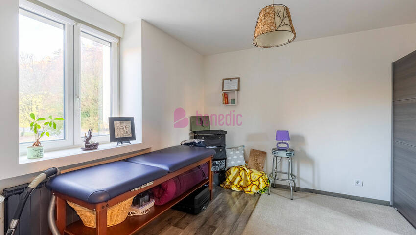 59406584f - Attribut alt par défaut.