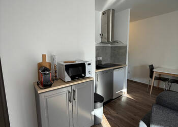 58348198b - Attribut alt par défaut.