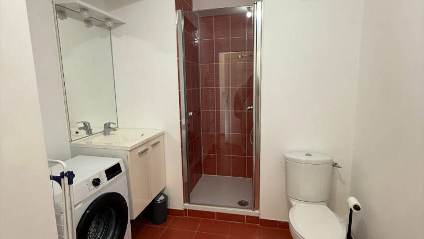 58348198f - Attribut alt par défaut.