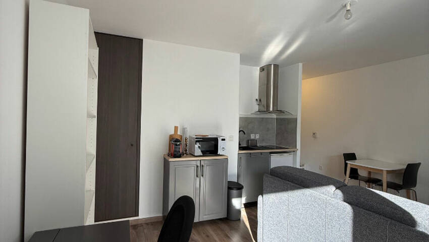 58348198e - Attribut alt par défaut.