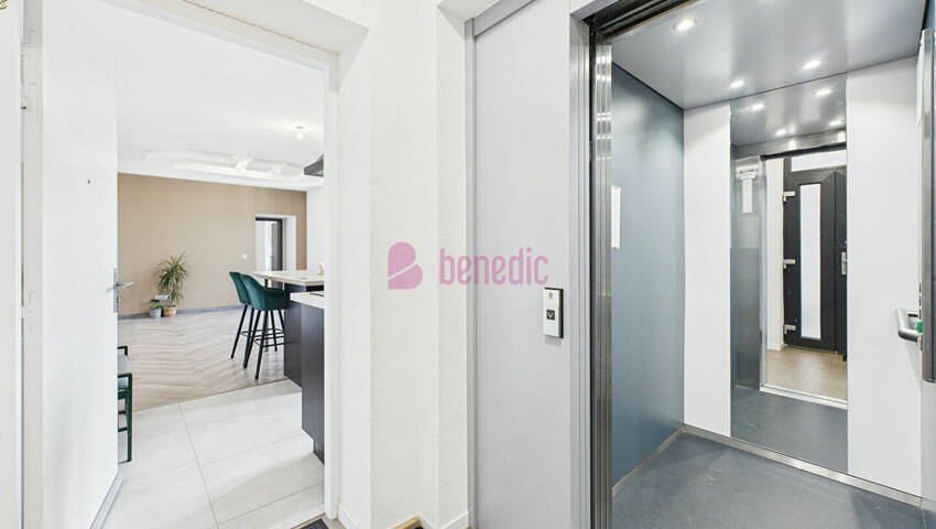 56255153e - Attribut alt par défaut.