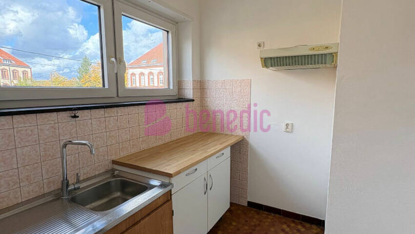 59504437e - Attribut alt par défaut.