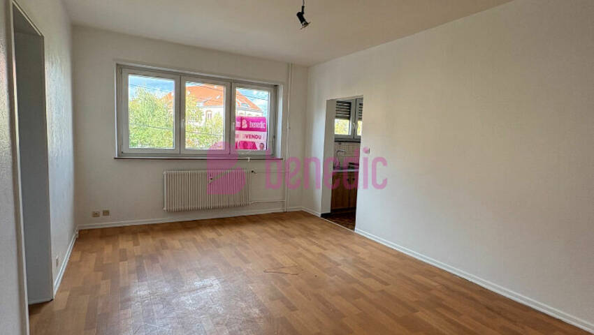 59504437g - Attribut alt par défaut.