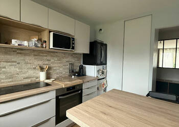 59505895b - Attribut alt par défaut.