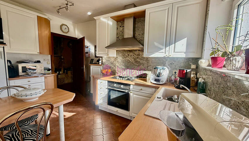 59225624l - Attribut alt par défaut.