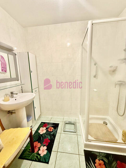 59497834j - Attribut alt par défaut.