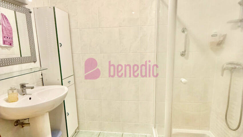 59497834j - Attribut alt par défaut.