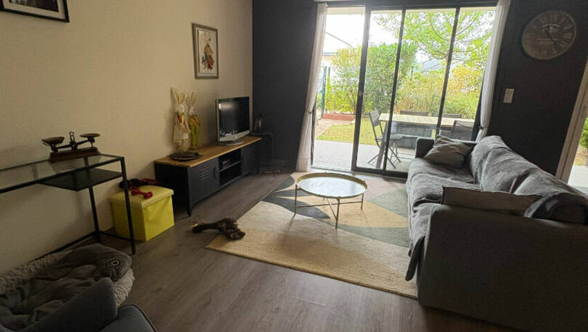 59506645c - Attribut alt par défaut.