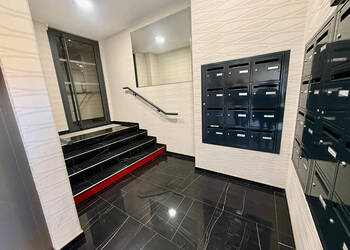 59479051c - Attribut alt par défaut.