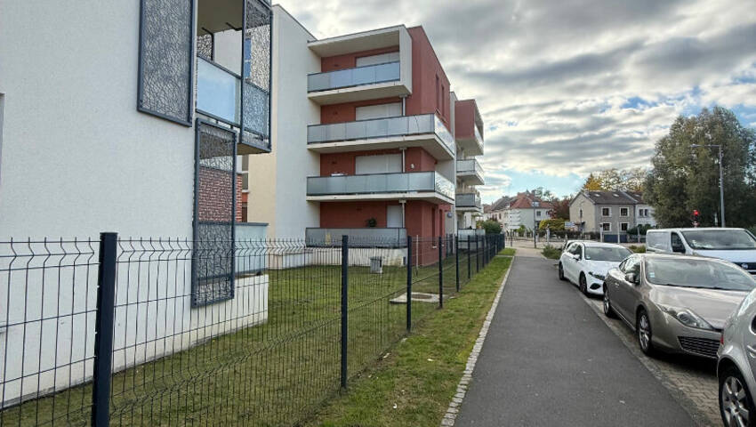 59479051m - Attribut alt par défaut.