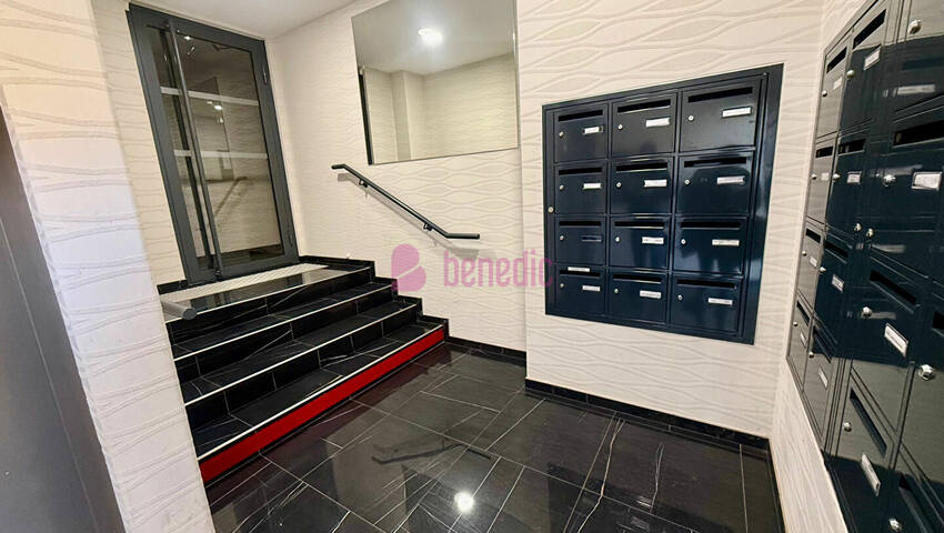 59479051h - Attribut alt par défaut.