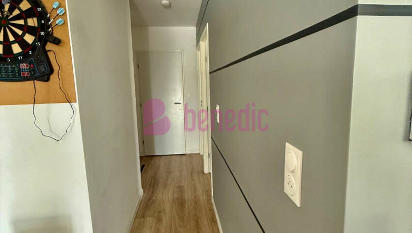 59479051i - Attribut alt par défaut.