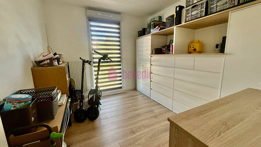 59479051l - Attribut alt par défaut.