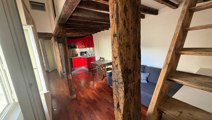 59514045c - Attribut alt par défaut.